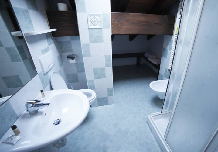 A typical bathroom in the Hotel Le Soleil