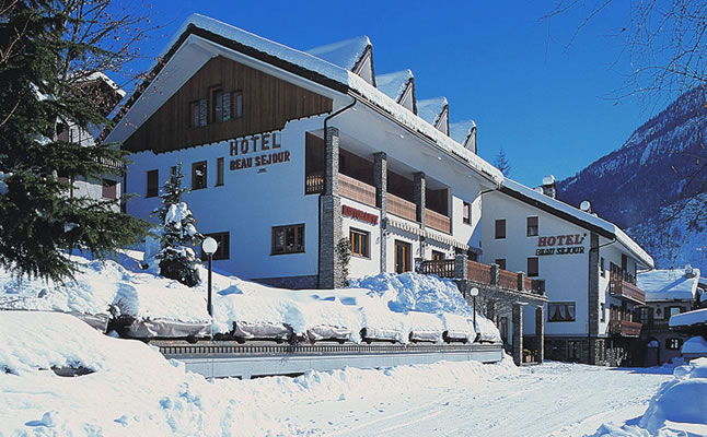 Exterior of the Hotel Beau Sejour