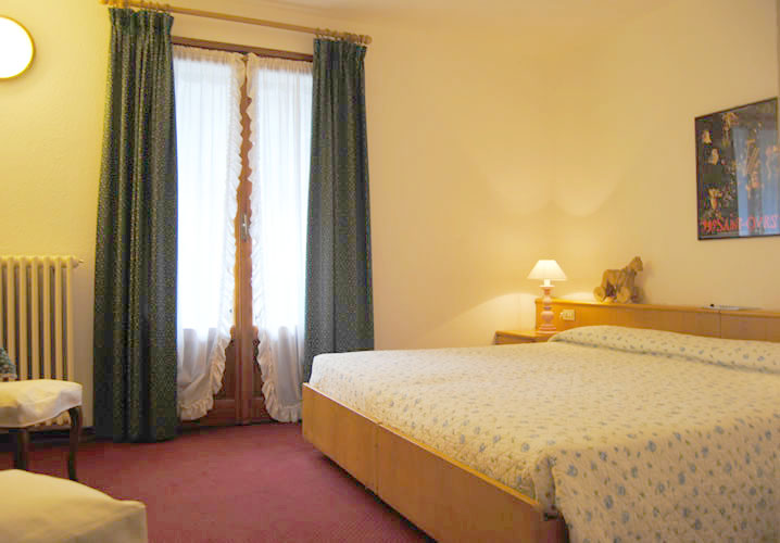 A typical bedroom in the Hotel Del Viale