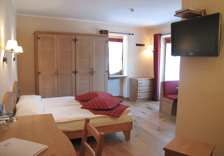 A typical bedroom in the Locanda Bellevue