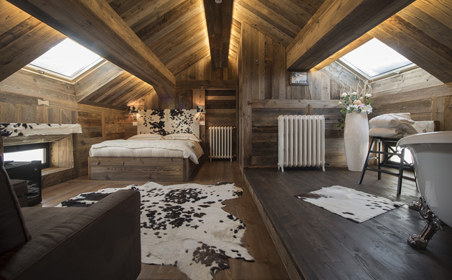 A typical room in the Maison de Neige