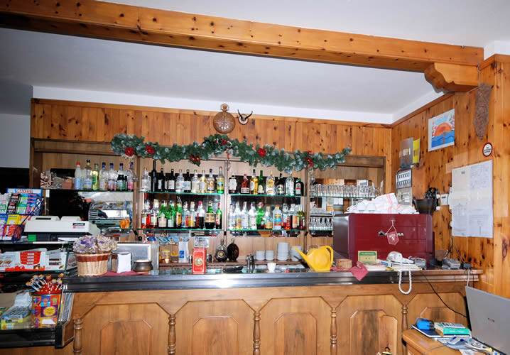 The bar area of the Hotel Edelweiss